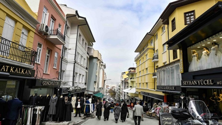 Ankara Büyükşehir Belediyesi’nden Ulus’a Tarihi Dokunuş;  Çıkrıkçılar Yokuşu Baştan Sona Yenilendi