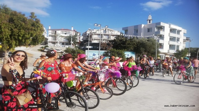 Datça Süslü Kadınlar Bisiklet Turu