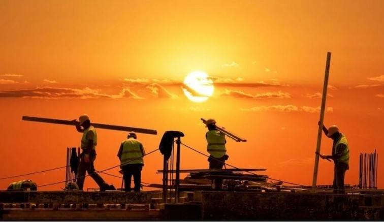 Sıcak Havalarda Çalışan Emekçilerin Sağlığı İçin Hangi Önlemler Alınmalıdır?