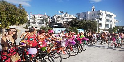 Datça Süslü Kadınlar Bisiklet Turu