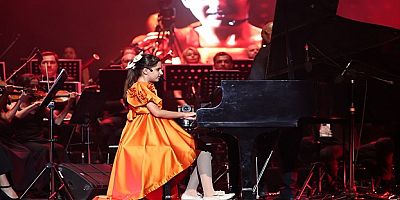 İpek Nisa'nın Müzik Dinletisi Beğeni Topladı