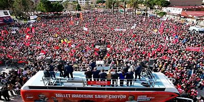 Milas'ta konuşan Özel: “Ne Arkadaşlarımızı Unutacağız Ne de Bu Mücadeleyi Bırakacağız”