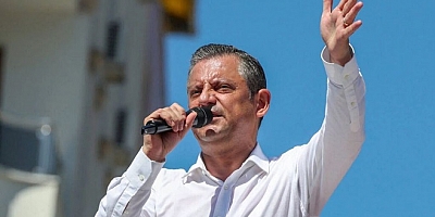 ÖZGÜR ÖZEL